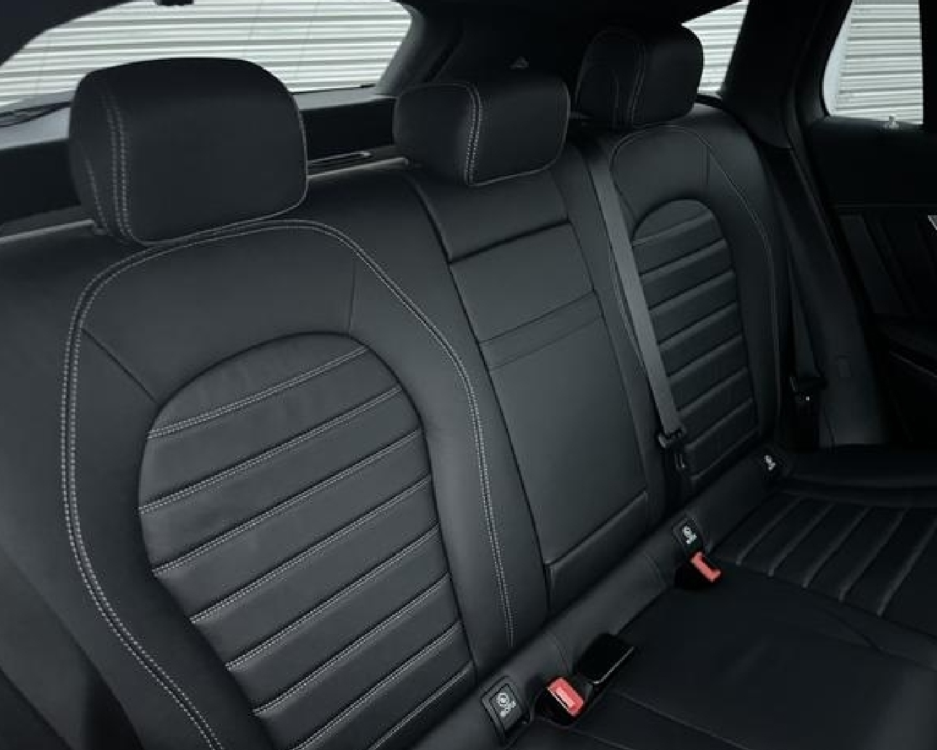 EQC400  AMG Line Premium Plus Exclusive 4Matic