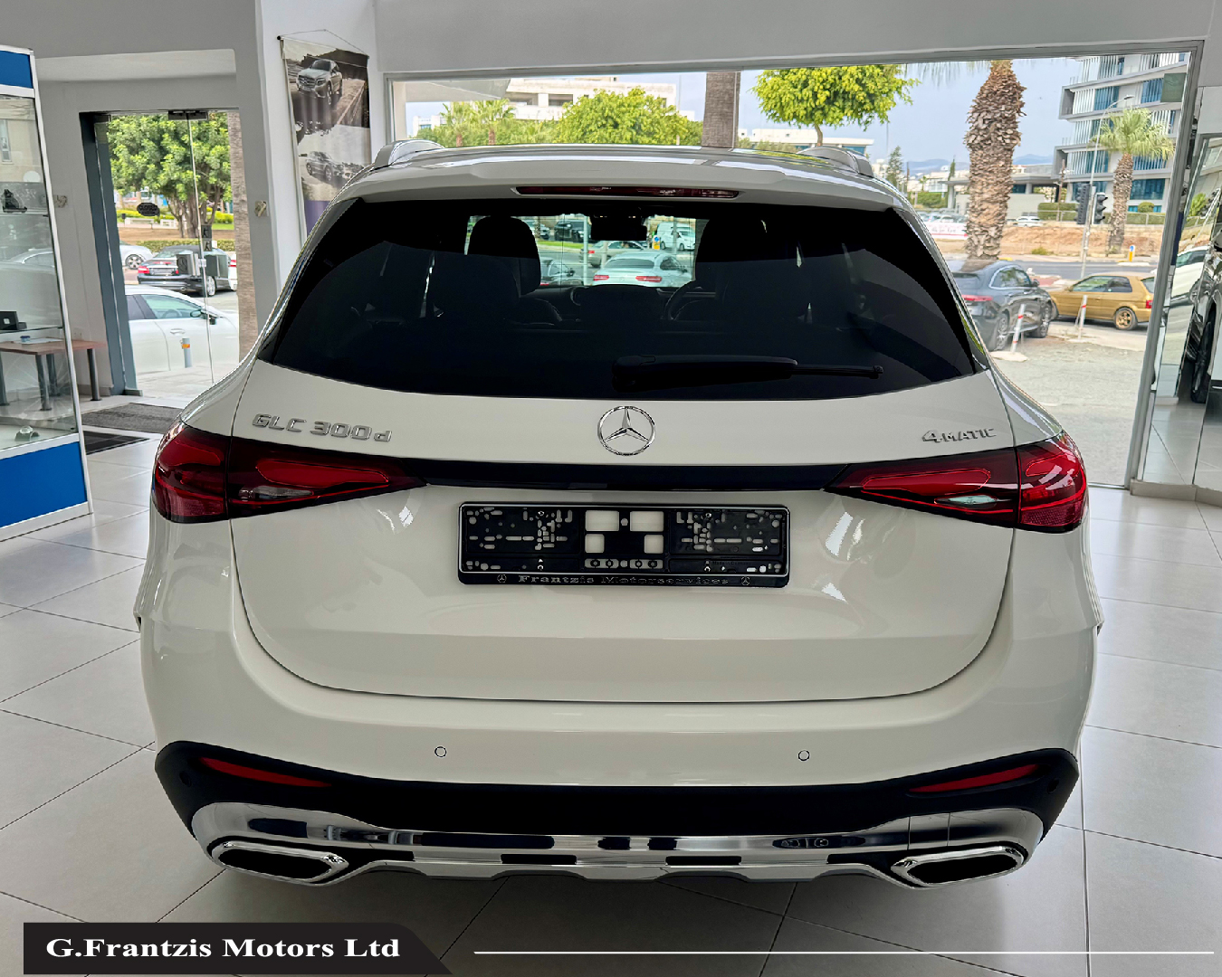 GLC300d AMG Line Premium Plus Package